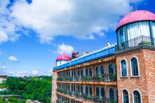 肖恩城堡度假美宿(张家界天门山索道店) 肖恩城堡度假美宿(张家界天门山索道店)