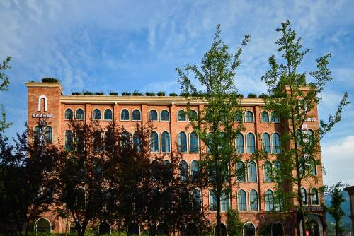 肖恩城堡度假美宿(张家界天门山索道店) 肖恩城堡度假美宿(张家界天门山索道店)