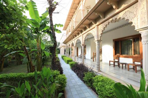 Hotel Sunbird, Bharatpur
