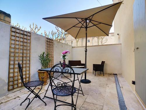 Appartement avec terrasse en centre ville de Saint Remy de Provence - Location saisonnière - Saint-Rémy-de-Provence