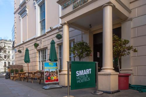 Smart Hyde Park View - Hostel