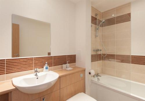 The Lochend Park View Residence No 1 - image 7