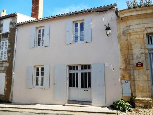 La Villa Baronnie, maison de charme avec service 4 étoiles gîte à louer Saint-Martin-de-Ré