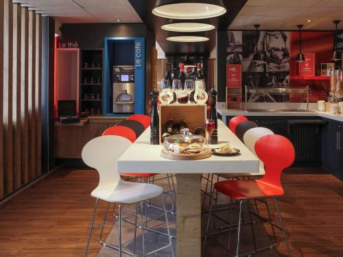 ibis Paris Gennevilliers - image 14
