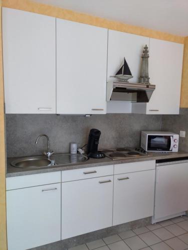 keuken, Studio Havenzicht in Nieuwpoort-Bad