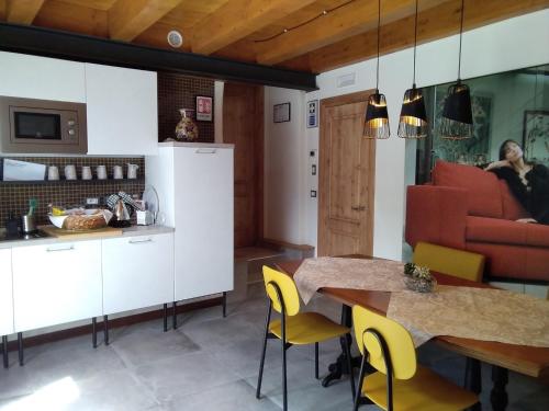 Iekārtas, Camere B81 di Strain Neva in San Dorligo Della Valle