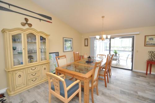 Salt Life Cozy Canal Front Pool Home W boat dock