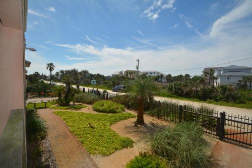 Just Beachy A Luxury Retreat Sleeps 12 3 Levels with Elevator- Perfect for 1-3 Families Travelin - image 3