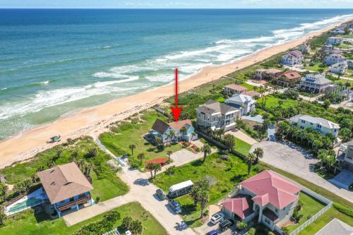 PELICAN BEACH Private Ocean Front Beach House- Sleeps 10 Bring your Surf Boards Newly Renovate - image 12