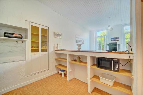 Kitchen, IMMOGROOM - Suquet - 2 min from the beaches in Cannes