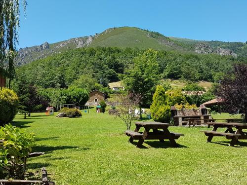 Casas rurales Valle de Bueida, jacuzzi en el El Palacio y Viscárcel