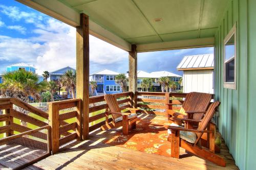 Salty Pelican home - image 3