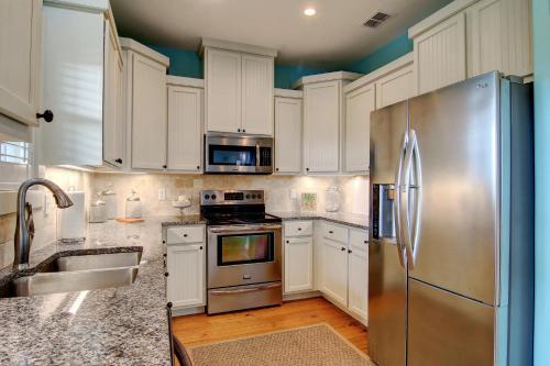 Salty Pelican home - image 8
