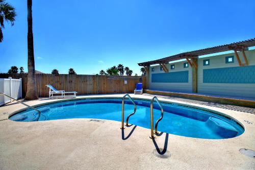 Anchor's Away condo - image 6