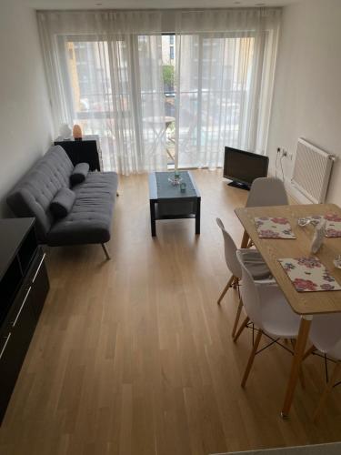 Radius Apartment, Wandsworth, London