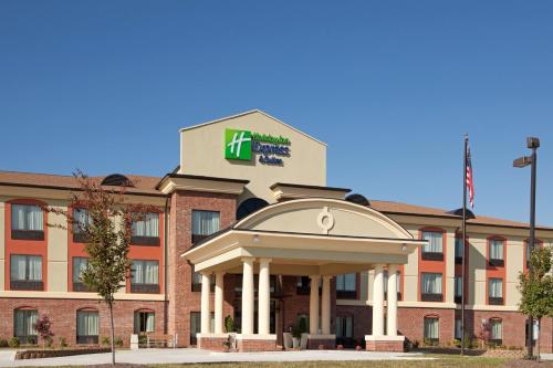 Holiday Inn Express Hotel & Suites Salem, an IHG Hotel