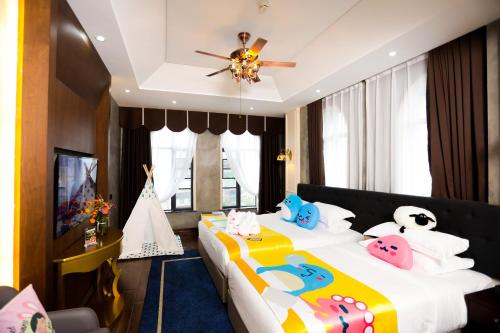 肖恩城堡度假美宿(张家界天门山索道店) 肖恩城堡度假美宿(张家界天门山索道店)