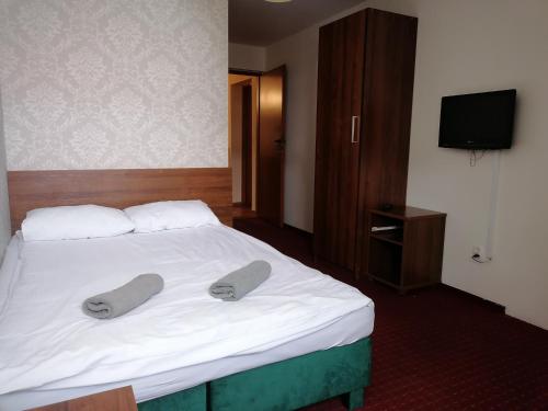 1 double bed