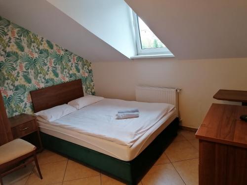 1 double bed