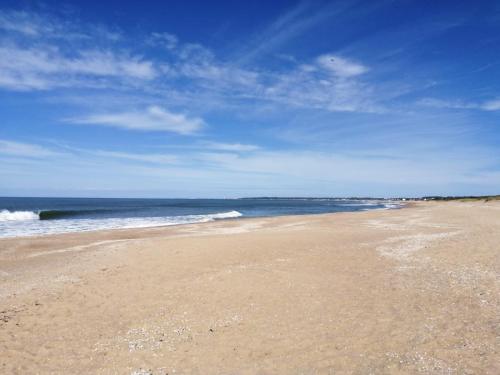شاطئ, El Ranchito Blanco in La Pedrera