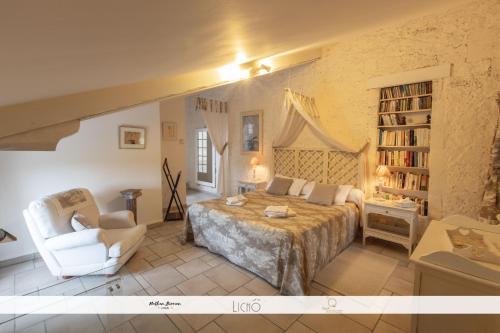 LA GRANGE DE BELLEFONTAINE et sa piscine privee in Bellefond