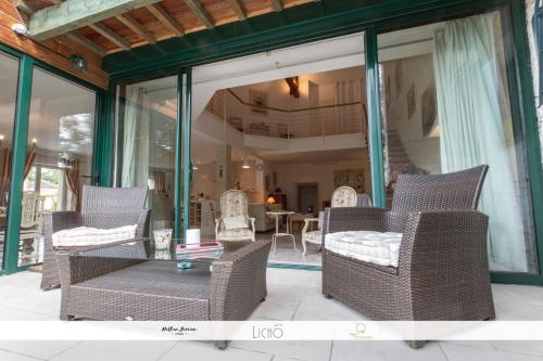 Facilities, LA GRANGE DE BELLEFONTAINE et sa piscine privee in Bellefond