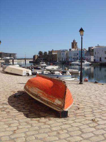 Kemudahan-Kemudahan, Dar Warda in Bizerte