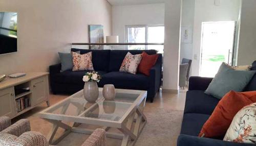  Vale do Lobo Villa Sleeps 6 Air Con WiFi in Vale do Lobo