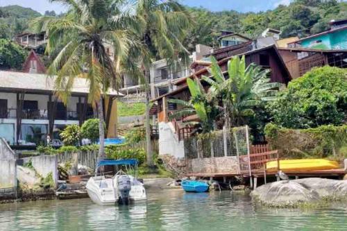 Casa do Cacau Floripa in Barra da Lagoa Beach