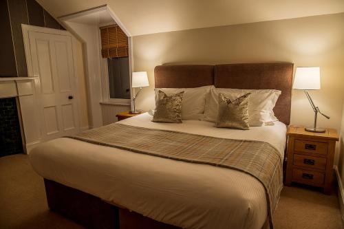River House - image 4
