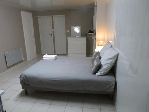 Chambre privé entre Lyon et St Etienne