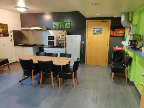 SM Hostel 2