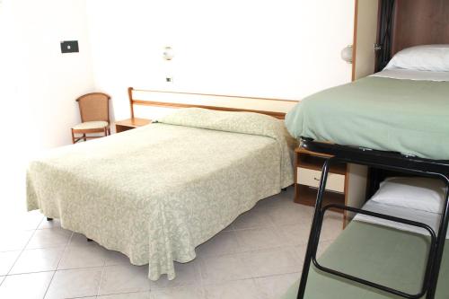 Hotel I 4 Assi - image 9