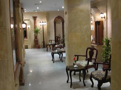 Philippe Luxor Hotel - image 3