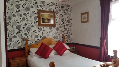Standard Double Room image 6