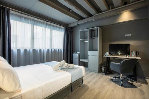 room detail thumbnail 0