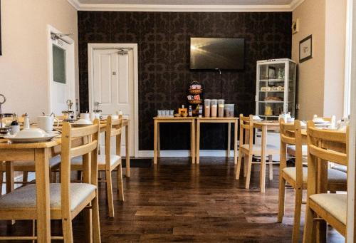 設施, 洛赫賽德賓館 (Lochside Guest House) in 阿羅查