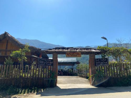 Hoa's homestay Sapa - 출입구