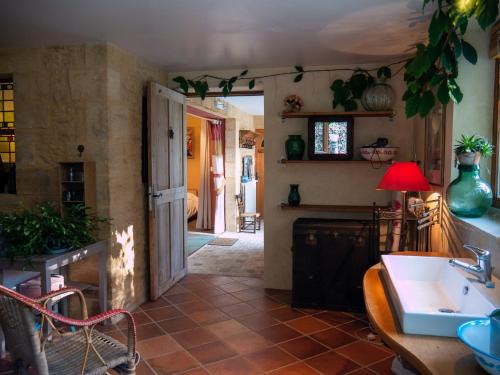 Maison de charme, piscine naturelle Dordogne Périgord