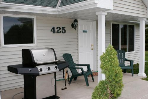 Harbor View Condos - image 2