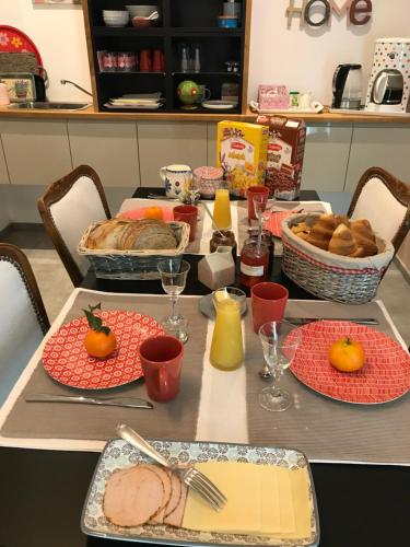 Létesítmények, Plumes et Pinceaux in Redu