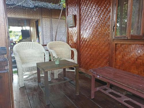 Sunset Cottages by Harry & Mimin in Gorontalo