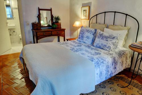 B&B Oporto - Old Mansion located by the Douro river - Bed and Breakfast Oporto