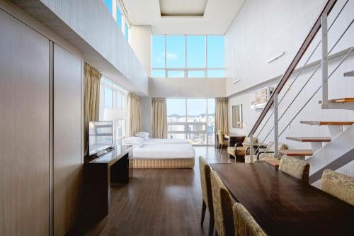 Kolon Seacloud Hotel