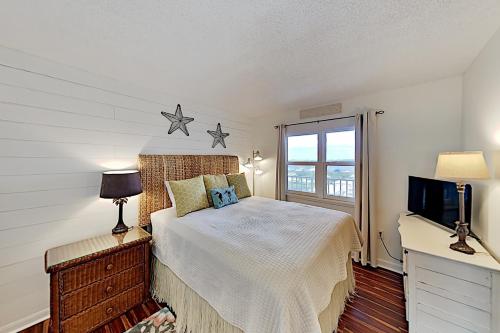 Gulfside Getaway at Seacrest with Pool & Hot Tub condo - image 6