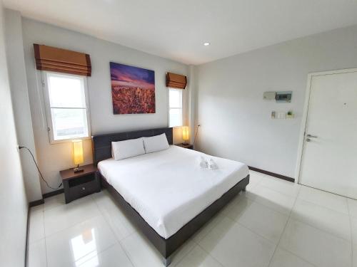 Orchid Surin Room Type - Standard Double Room