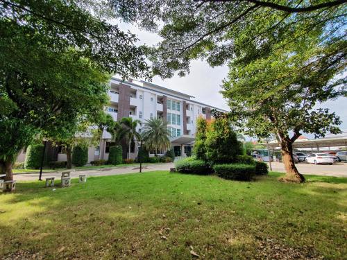 Orchid Surin Hotel - 숙소 외관