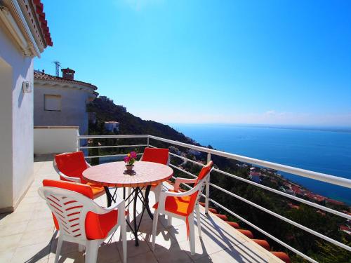 Holiday Home Prudenci by Interhome