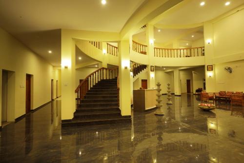 Hotel Rajeswari International