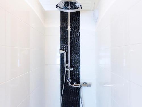 La Dolce Vita - image 13